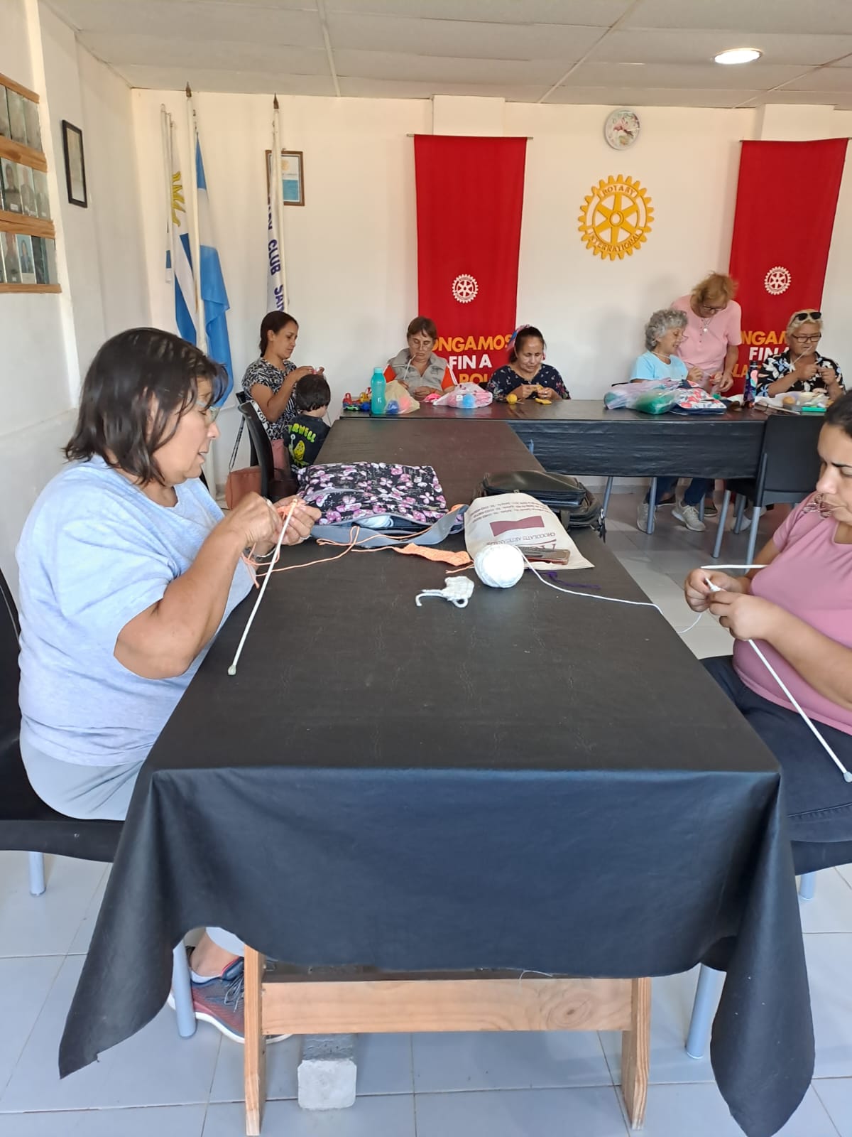 Taller de tejido gratuito para la comunidad